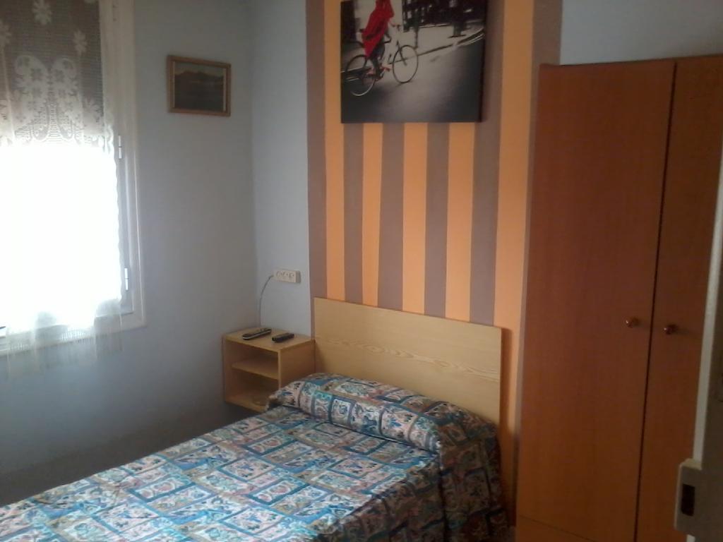 Pensión Gema Irun Zimmer foto